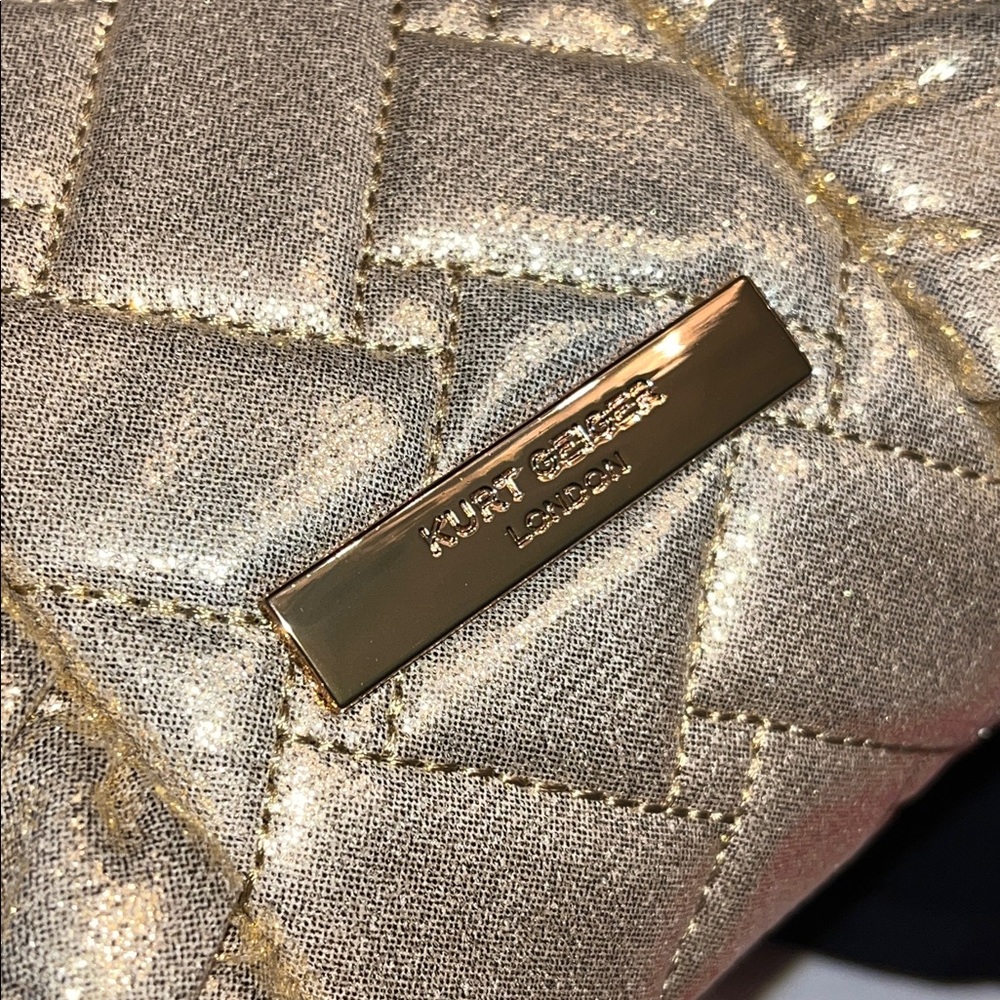 Kurt Geiger NWT! Mini Kensington Metallic Gold Bow Clutch Crossbody Bag - Picture 12 of 13